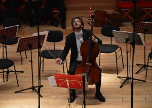 Lucia Ronchetti: Forward and downward, turning neither to the left nor to the right for solo cello
